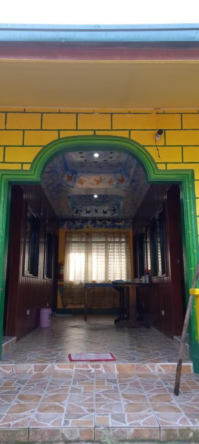 Rodel Yellow Hauz Itaytay Exterior foto